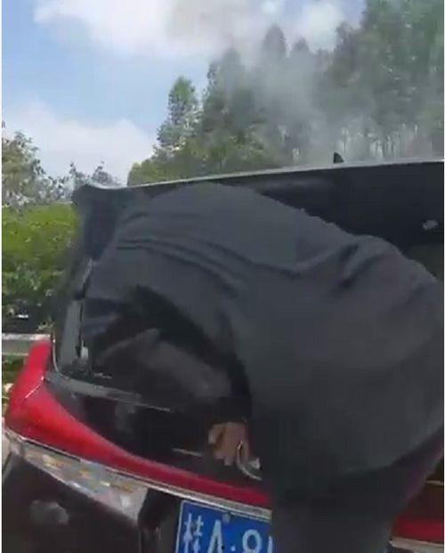 事故车老徐爆料视频完整版,揭秘事故车内幕，完整版深度解析  第2张